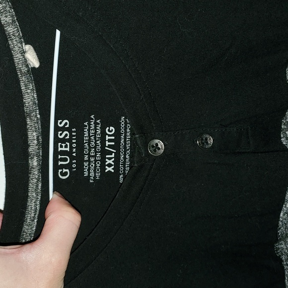 GUESS Men's XXL - Picture 3 of 4